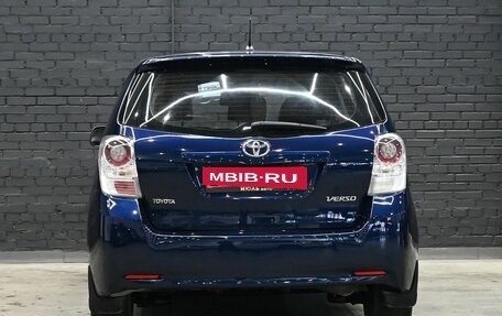 Toyota Verso I, 2011 год, 1 080 000 рублей, 5 фотография