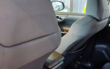Toyota RAV4, 2019 год, 2 999 950 рублей, 13 фотография