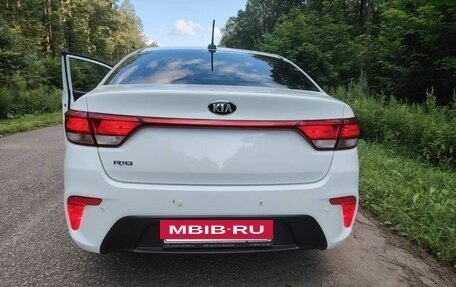 KIA Rio IV, 2018 год, 1 410 000 рублей, 15 фотография