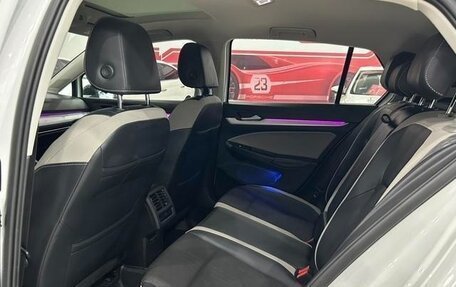 Volkswagen Golf VIII, 2021 год, 1 630 000 рублей, 8 фотография