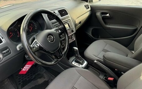 Volkswagen Polo VI (EU Market), 2016 год, 900 000 рублей, 11 фотография