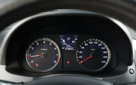 Hyundai Solaris II рестайлинг, 2012 год, 880 000 рублей, 13 фотография