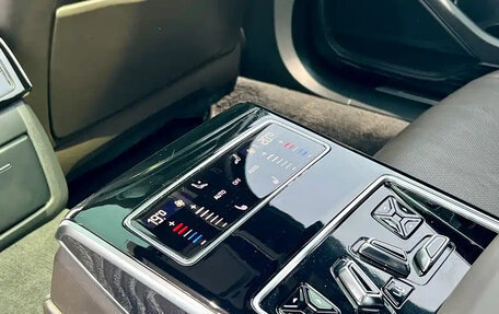 Audi A8, 2021 год, 5 950 000 рублей, 11 фотография