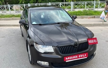 Skoda Superb III рестайлинг, 2012 год, 920 000 рублей, 2 фотография
