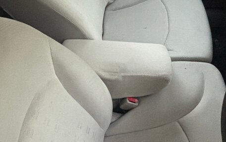 Mitsubishi Colt VI рестайлинг, 2003 год, 360 000 рублей, 11 фотография