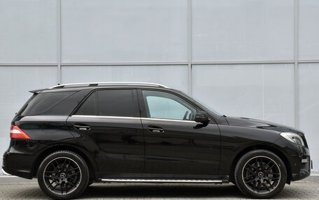 Mercedes-Benz M-Класс, 2013 год, 2 499 000 рублей, 4 фотография