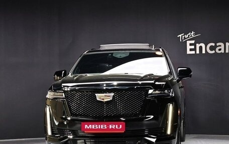 Cadillac Escalade V, 2023 год, 10 895 006 рублей, 2 фотография