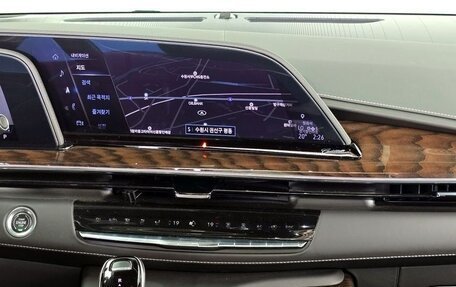 Cadillac Escalade V, 2023 год, 10 895 006 рублей, 14 фотография