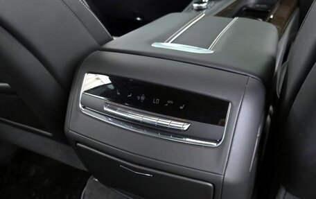 Cadillac Escalade V, 2023 год, 10 895 006 рублей, 17 фотография