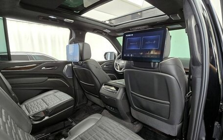 Cadillac Escalade V, 2023 год, 10 895 006 рублей, 12 фотография