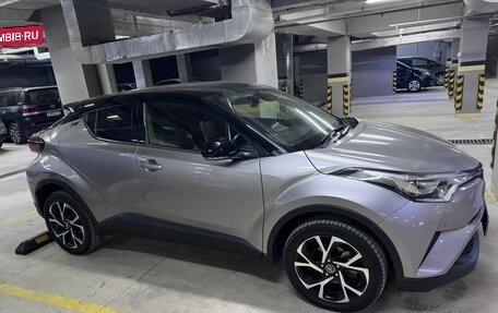 Toyota C-HR I рестайлинг, 2018 год, 2 250 000 рублей, 3 фотография