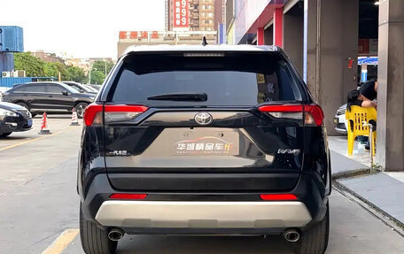 Toyota RAV4, 2021 год, 2 120 690 рублей, 6 фотография