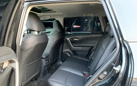 Toyota RAV4, 2021 год, 2 120 690 рублей, 12 фотография