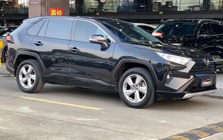 Toyota RAV4, 2021 год, 2 120 690 рублей, 4 фотография