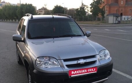Chevrolet Niva I рестайлинг, 2016 год, 599 000 рублей, 2 фотография