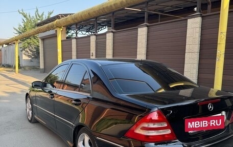 Mercedes-Benz C-Класс, 2005 год, 740 000 рублей, 5 фотография