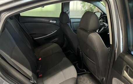 Hyundai Solaris II рестайлинг, 2013 год, 950 000 рублей, 10 фотография