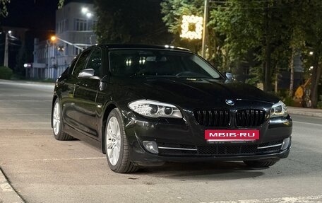BMW 5 серия, 2013 год, 2 400 000 рублей, 2 фотография