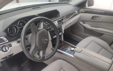 Mercedes-Benz E-Класс, 2014 год, 1 950 000 рублей, 5 фотография