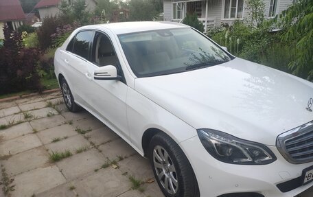 Mercedes-Benz E-Класс, 2014 год, 1 950 000 рублей, 2 фотография
