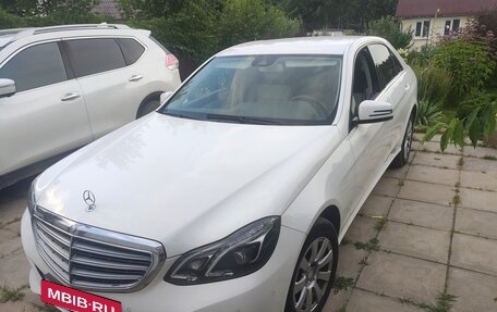 Mercedes-Benz E-Класс, 2014 год, 1 950 000 рублей, 3 фотография