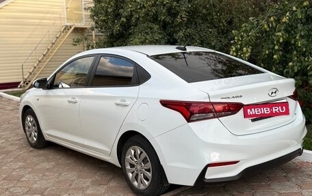 Hyundai Solaris II рестайлинг, 2017 год, 1 280 000 рублей, 2 фотография