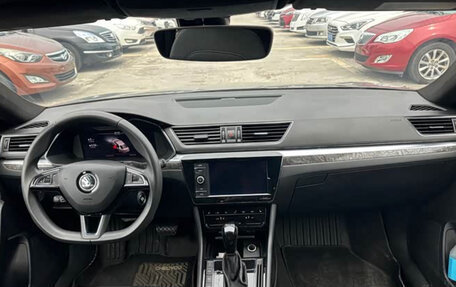 Skoda Superb III рестайлинг, 2022 год, 1 590 995 рублей, 9 фотография