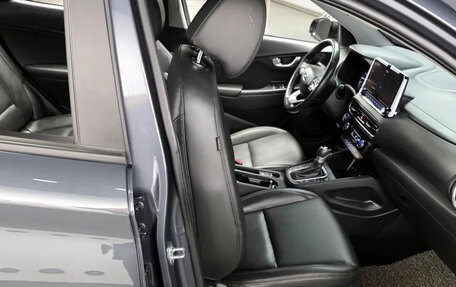 Hyundai Kona I, 2021 год, 1 290 000 рублей, 10 фотография