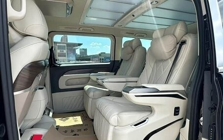 Mercedes-Benz Vito, 2022 год, 4 000 006 рублей, 12 фотография