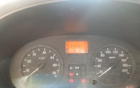 Renault Logan I, 2005 год, 250 000 рублей, 2 фотография
