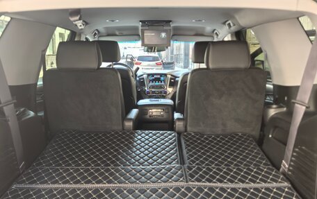 Chevrolet Tahoe IV, 2015 год, 2 700 000 рублей, 6 фотография