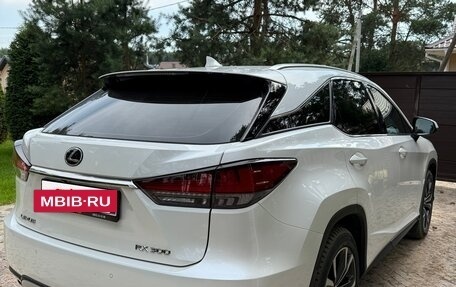 Lexus RX IV рестайлинг, 2020 год, 4 350 000 рублей, 7 фотография