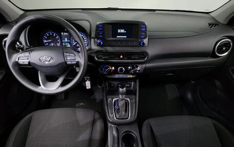 Hyundai Kona I, 2021 год, 1 290 000 рублей, 5 фотография