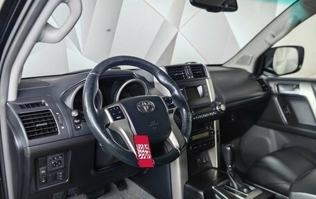 Toyota Land Cruiser Prado 150 рестайлинг 2, 2010 год, 2 493 000 рублей, 19 фотография