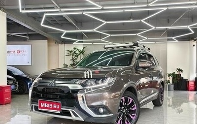 Mitsubishi Outlander III рестайлинг 3, 2022 год, 1 734 000 рублей, 1 фотография