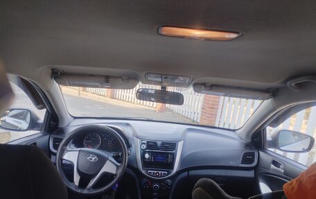 Hyundai Solaris II рестайлинг, 2014 год, 745 000 рублей, 5 фотография