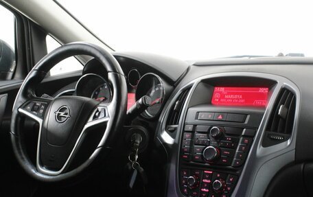 Opel Astra J, 2013 год, 728 000 рублей, 9 фотография
