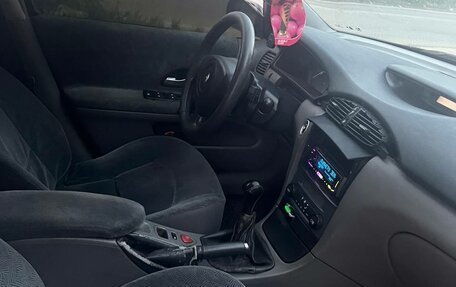 Renault Laguna II, 2001 год, 270 000 рублей, 3 фотография