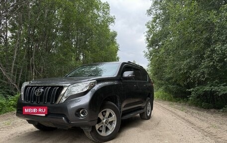 Toyota Land Cruiser Prado 150 рестайлинг 2, 2014 год, 4 000 000 рублей, 2 фотография