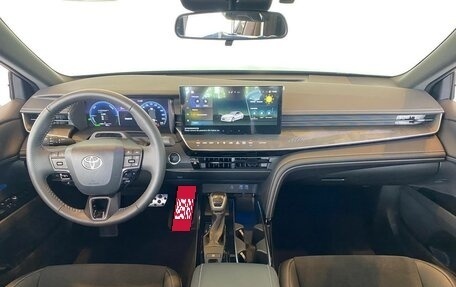 Toyota Camry, 2024 год, 4 600 000 рублей, 13 фотография