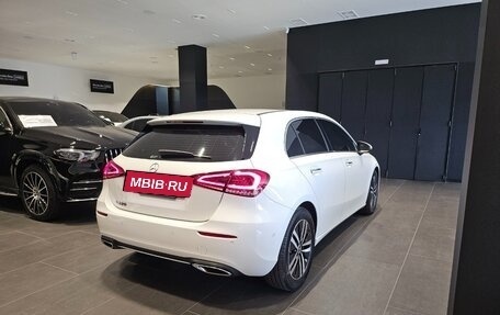 Mercedes-Benz A-Класс, 2022 год, 2 200 010 рублей, 4 фотография
