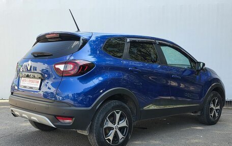 Renault Kaptur I рестайлинг, 2021 год, 1 400 000 рублей, 5 фотография