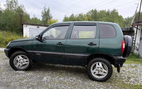 Chevrolet Niva I рестайлинг, 2004 год, 350 000 рублей, 3 фотография