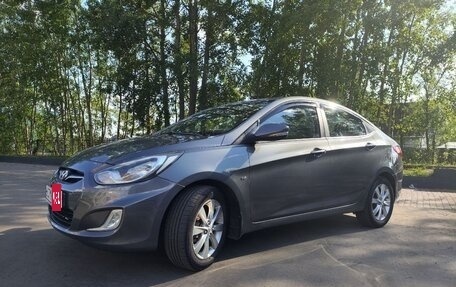Hyundai Solaris II рестайлинг, 2012 год, 760 000 рублей, 2 фотография