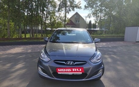 Hyundai Solaris II рестайлинг, 2012 год, 760 000 рублей, 3 фотография