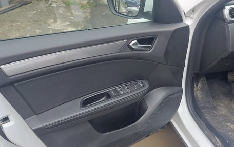 Renault Arkana I, 2021 год, 1 550 000 рублей, 17 фотография