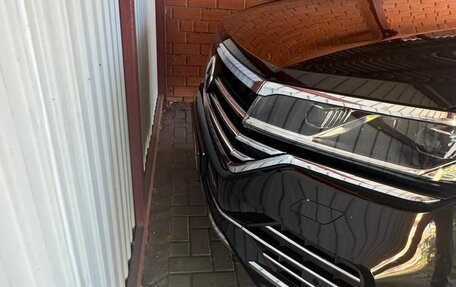 Volkswagen Touareg III, 2019 год, 6 100 000 рублей, 2 фотография