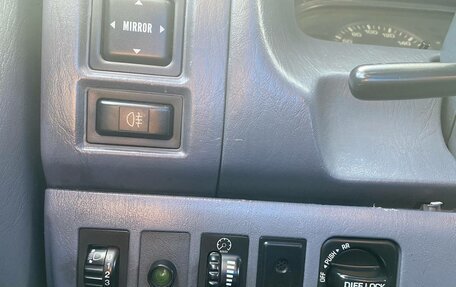 Toyota Land Cruiser Prado 90 рестайлинг, 1998 год, 789 000 рублей, 11 фотография