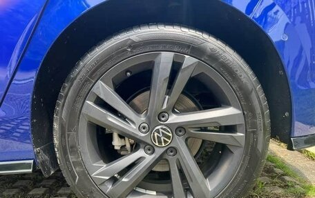 Volkswagen Golf VIII, 2021 год, 1 240 006 рублей, 24 фотография