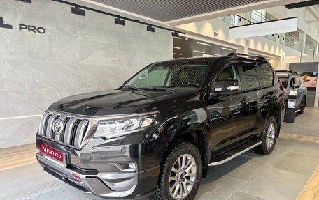 Toyota Land Cruiser Prado 150 рестайлинг 2, 2019 год, 5 499 000 рублей, 1 фотография